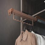 علاقة ملابس سحب ناعم – L9100